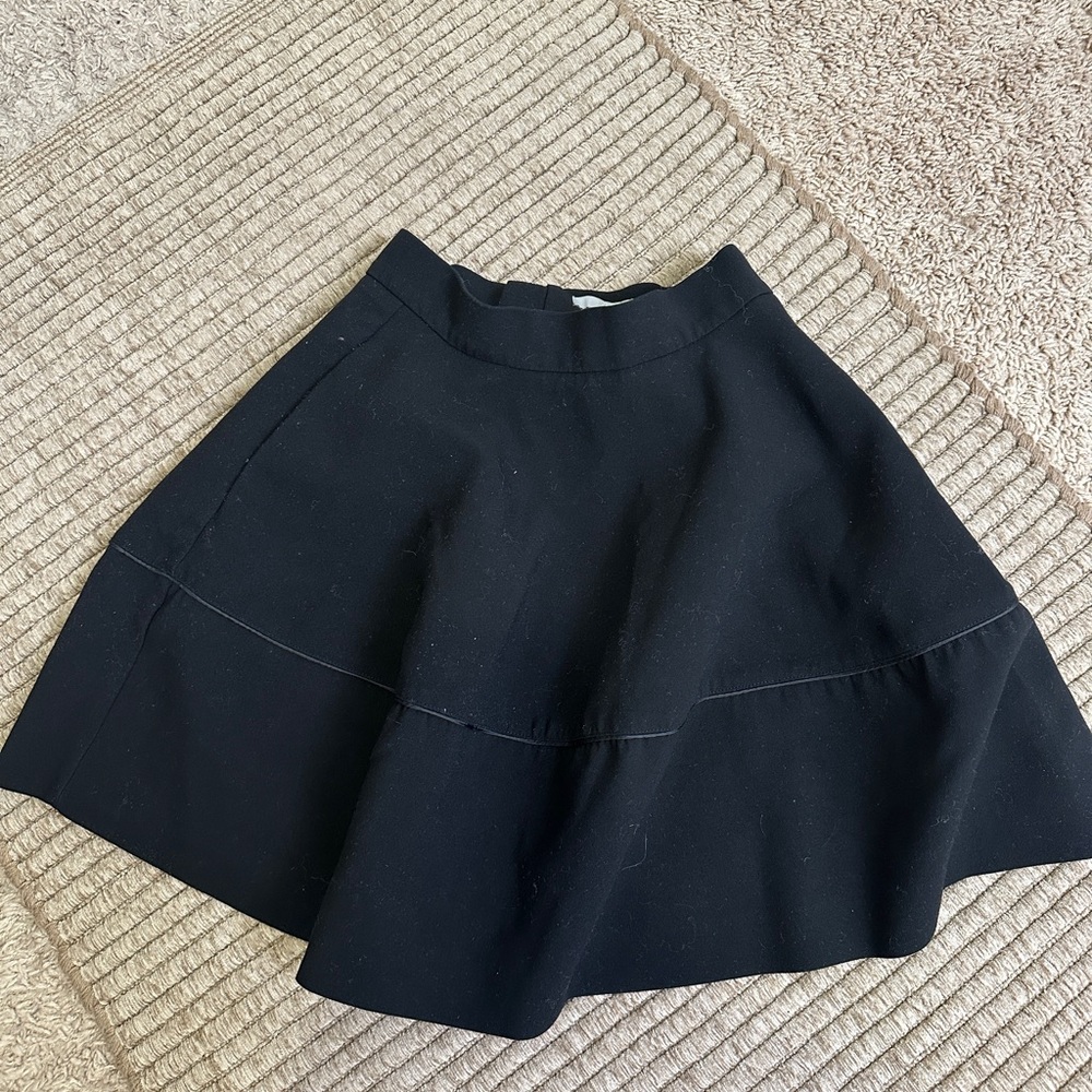 H&M Classic Black A-Line Skirt